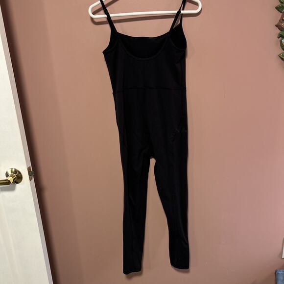 Aritzia Wilfred Free Divinity Jumpsuit Womens Size Medium Black Skinny Jumper - Picture 3 of 6